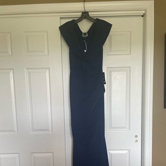 BRAND NEW WITH TAGS Chiara Boni La Petite Robe Navy Blue Trumpet Gown. - Picture 4 of 11